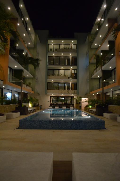 The City Luxury Suites Playa del Carmen Exterior foto